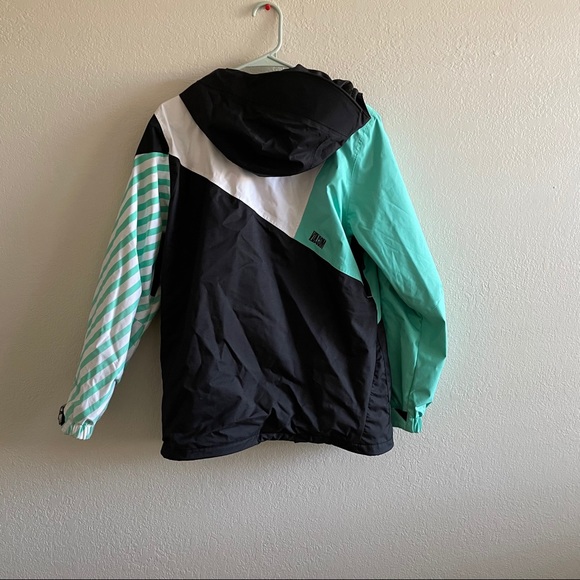 Volcom Snow Jacket - Picture 5 of 6